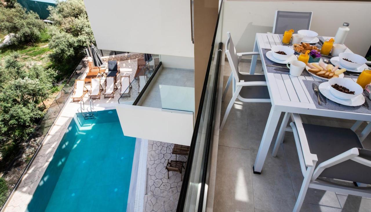 Bianco Stylish Maisonette Nikiana Exterior photo