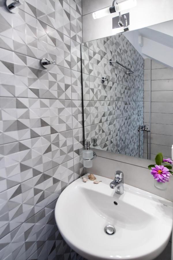 Bianco Stylish Maisonette Nikiana Exterior photo